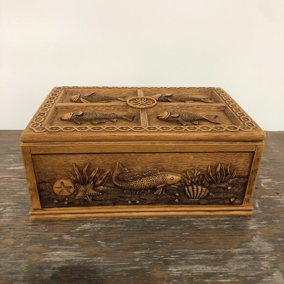 Men’s Trinket Jewelry Box Vintage Heavy Wood Resign Ocean Reef Fish Decretive - Picture 3 of 12